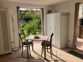 La Peñita - sunny guesthouse with private pool and garden